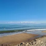 Homes Near The Beach, 2 Bedrooms