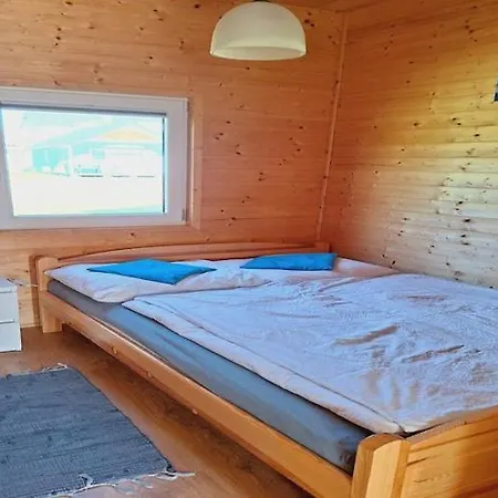 Homes Near The Beach, 2 Bedrooms Casa vacanze Chłopy