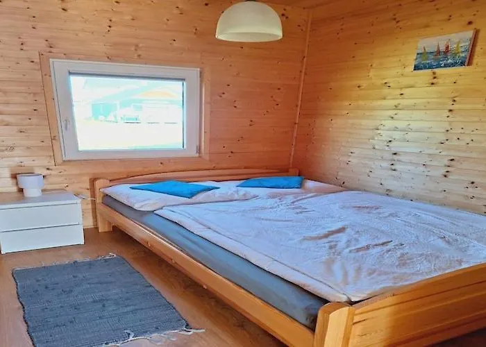 Homes Near The Beach, 2 Bedrooms Σπίτι διακοπών Chłopy