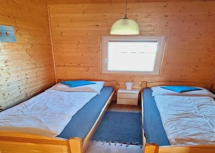 Σπίτι διακοπών Homes Near The Beach, 2 Bedrooms *