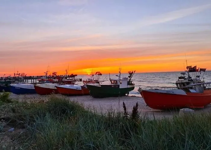 Homes Near The Beach, 2 Bedrooms *